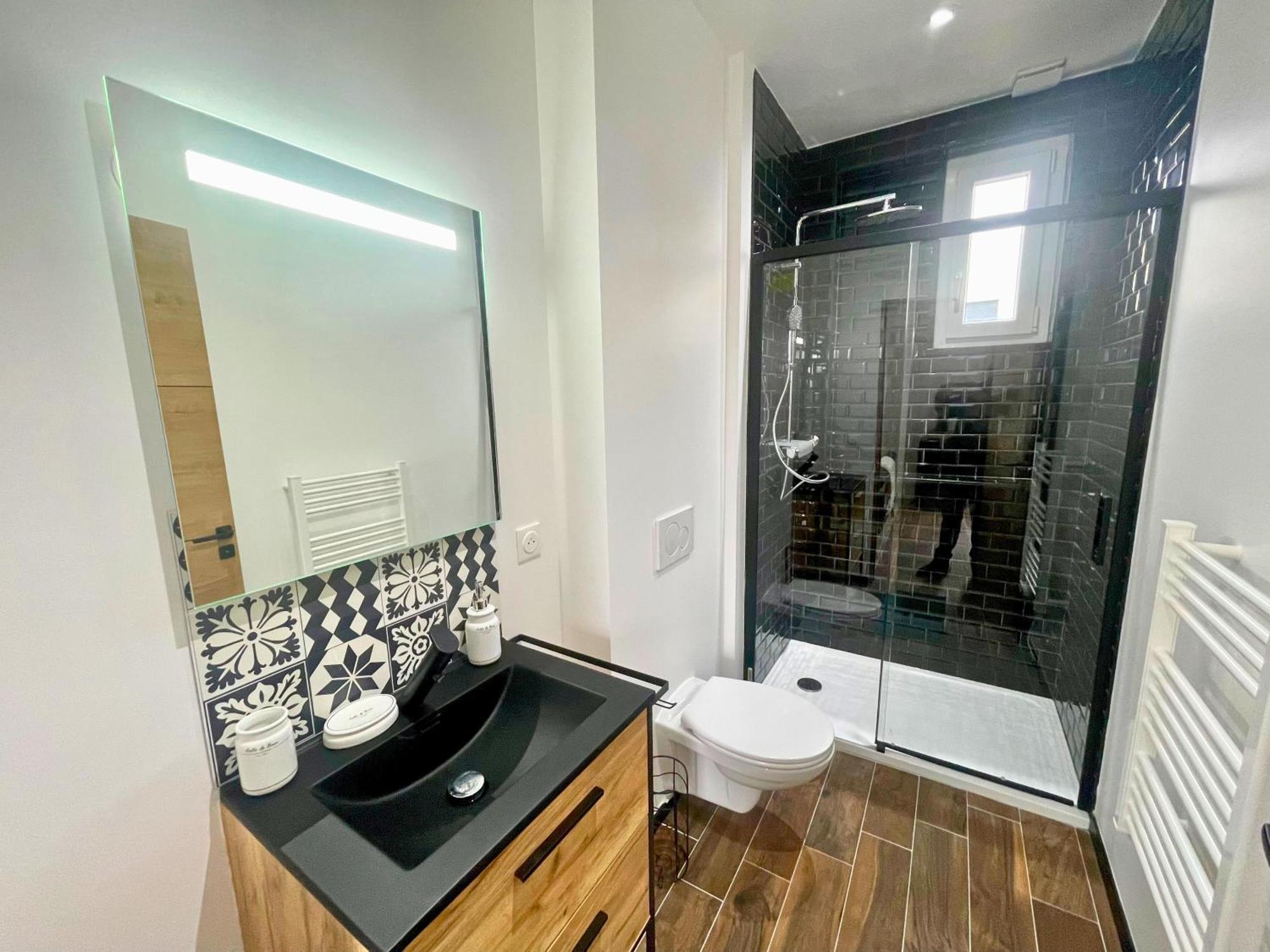 Pleyel Cosy Apartment Сен Дени Екстериор снимка